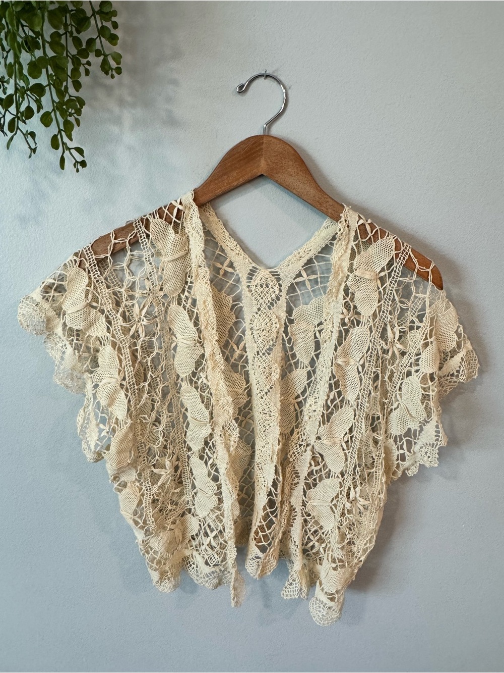O'Susanna Crochet Lace Cover in Cream Size Small
